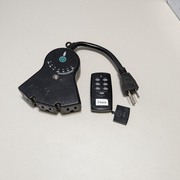 Remote Controlled Three Outlet Switch Extension Cord Tap BNC-60 - Picture 5 of 7